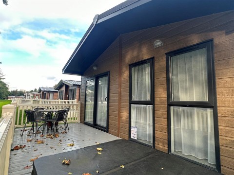 View Full Details for Wapplington Lane, Allerthorpe