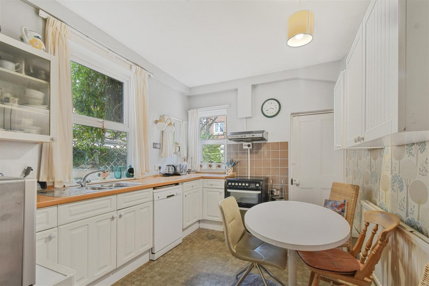 Images for Knavesmire Crescent, York
