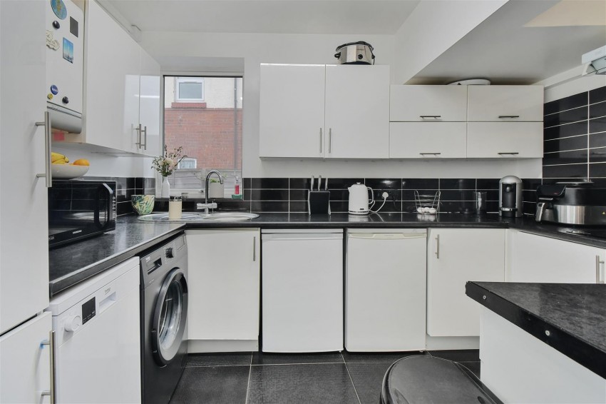 Images for Tennyson Avenue, York