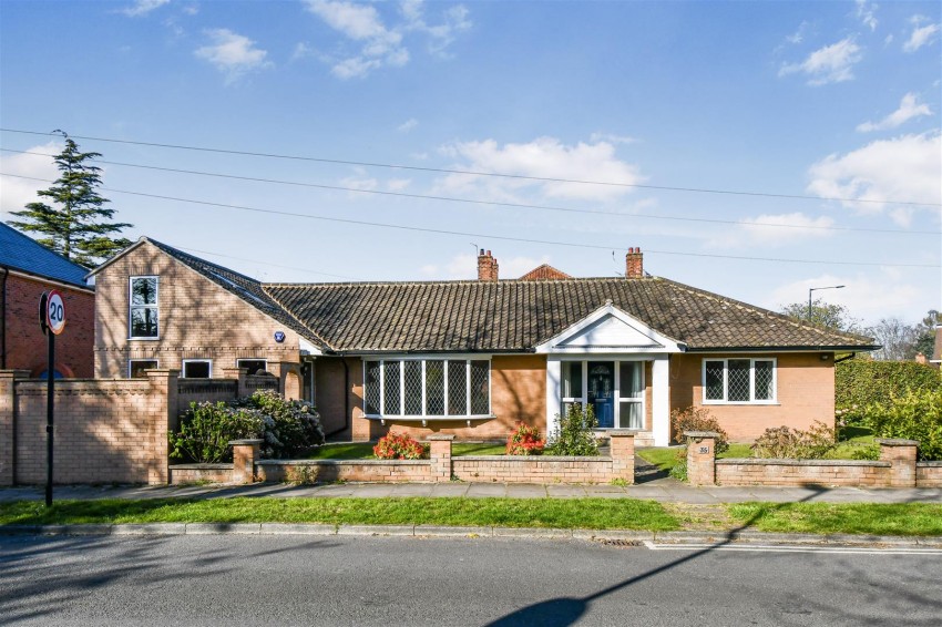 Images for The Horseshoe, Off Tadcaster Road