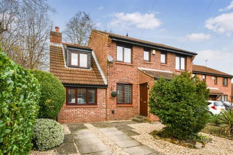 View Full Details for Weddall Close, Off Tadcaster Road