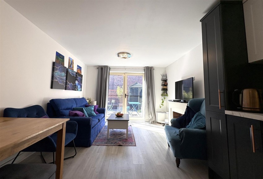 Images for Fountayne House, Lawrence Square