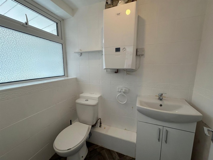 Images for De Mauley Place, The Village