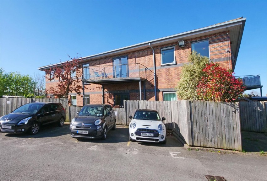Images for George Cayley Drive, York