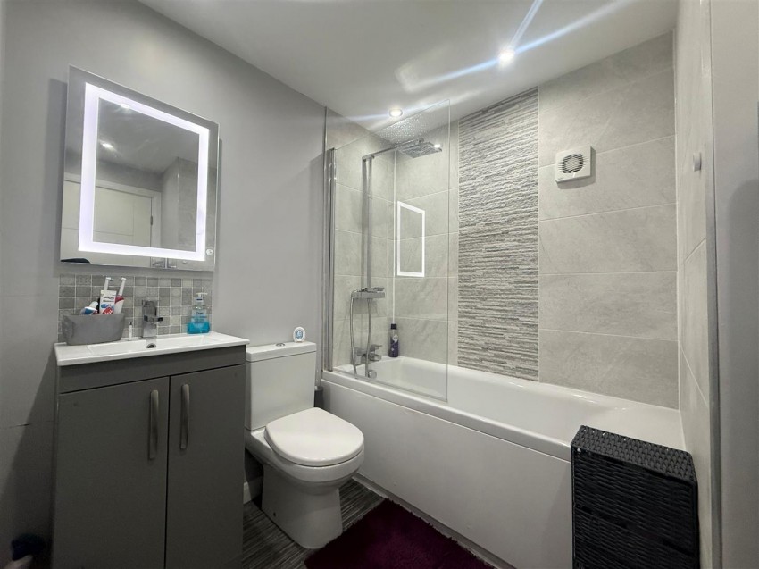 Images for Fifth Avenue, Heworth