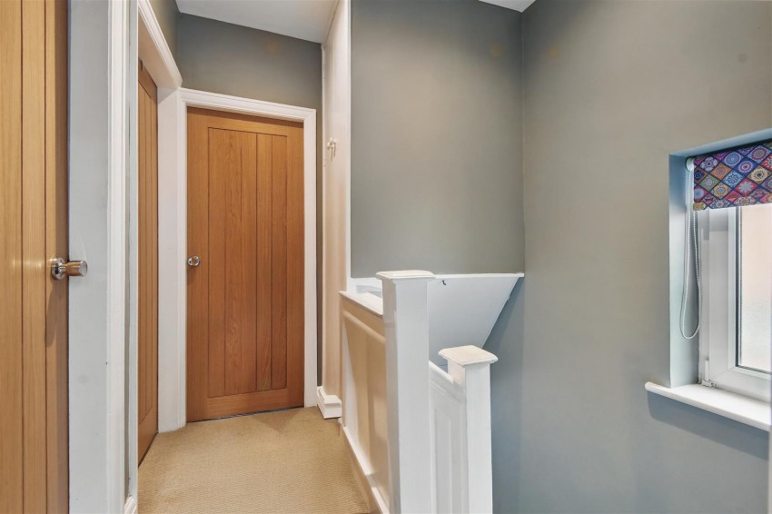 Images for White House Rise, Off Tadcaster Road