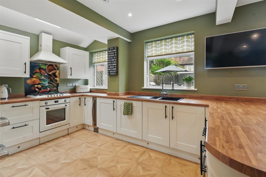 Images for White House Rise, Off Tadcaster Road