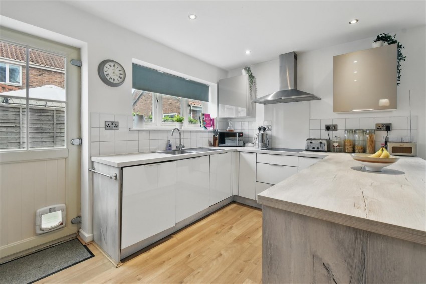 Images for North End, Raskelf, York