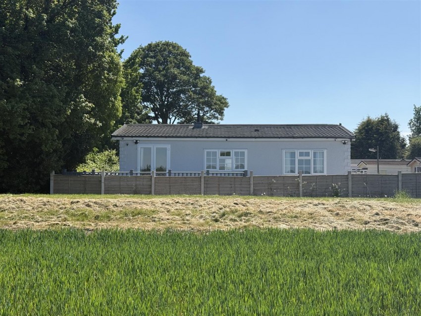 Images for Lower Dunsforth, York