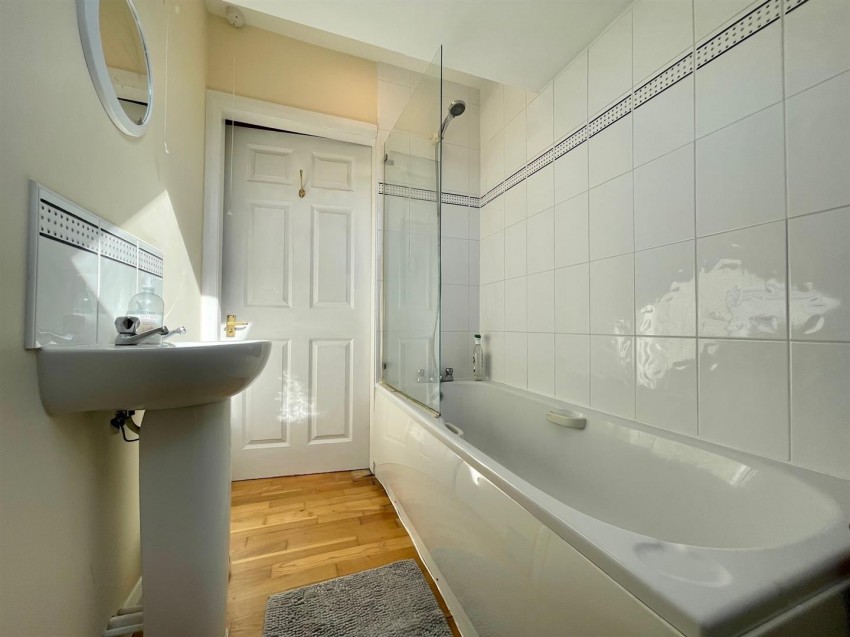 Images for 28 Trafalgar Street, York