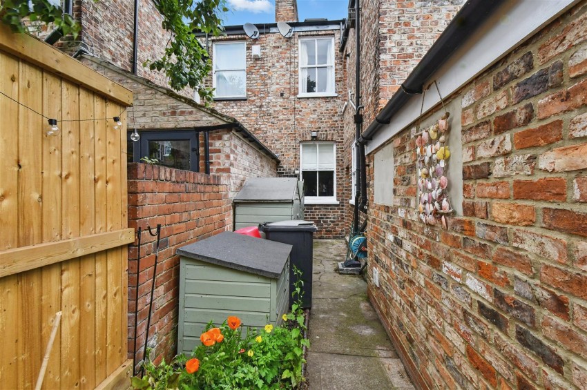 Images for Vine Street, York