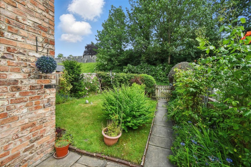 Images for Gillygate, York