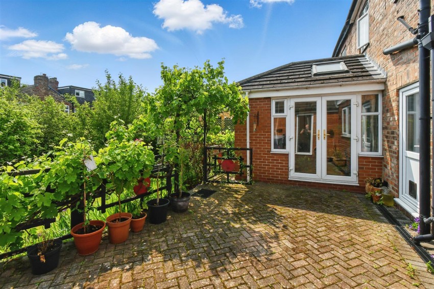 Images for New Lane, Holgate, York