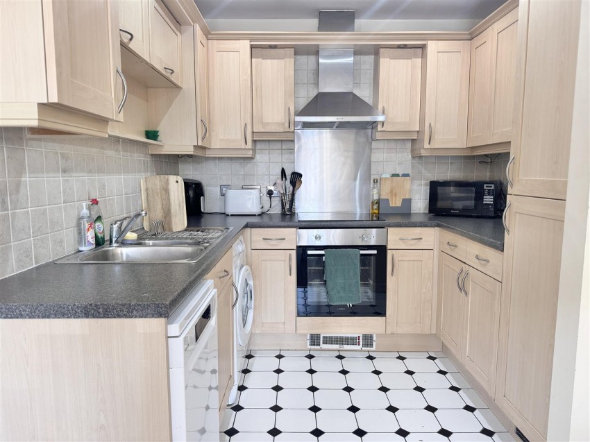 Images for Martins Court, York