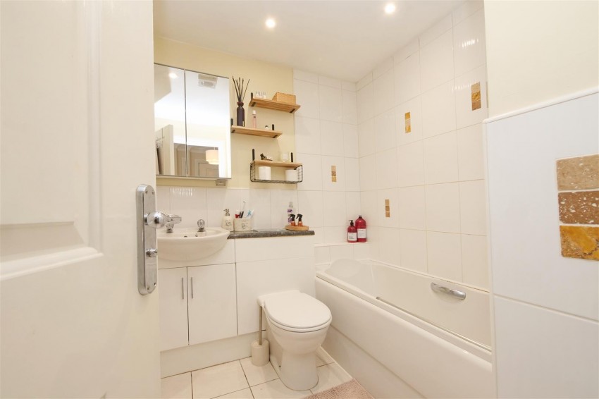 Images for New Lane, Huntington, York