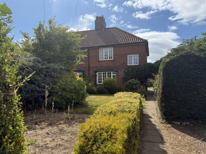 Images for The Cottages, Aldwark, York