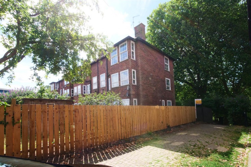 Images for Holly Terrace, York