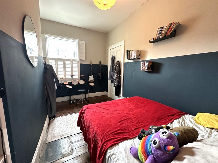 Images for 13 Gray Street, York