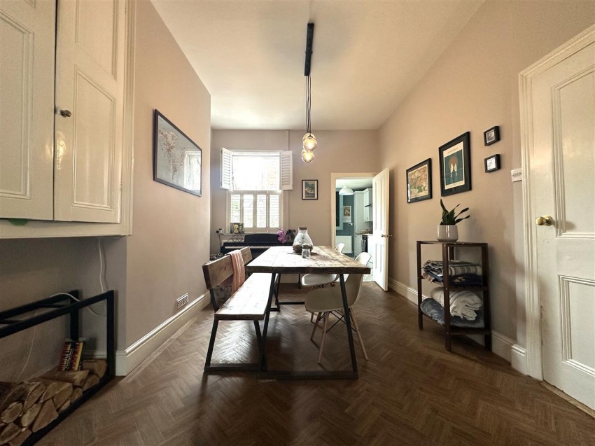 Images for 13 Gray Street, York