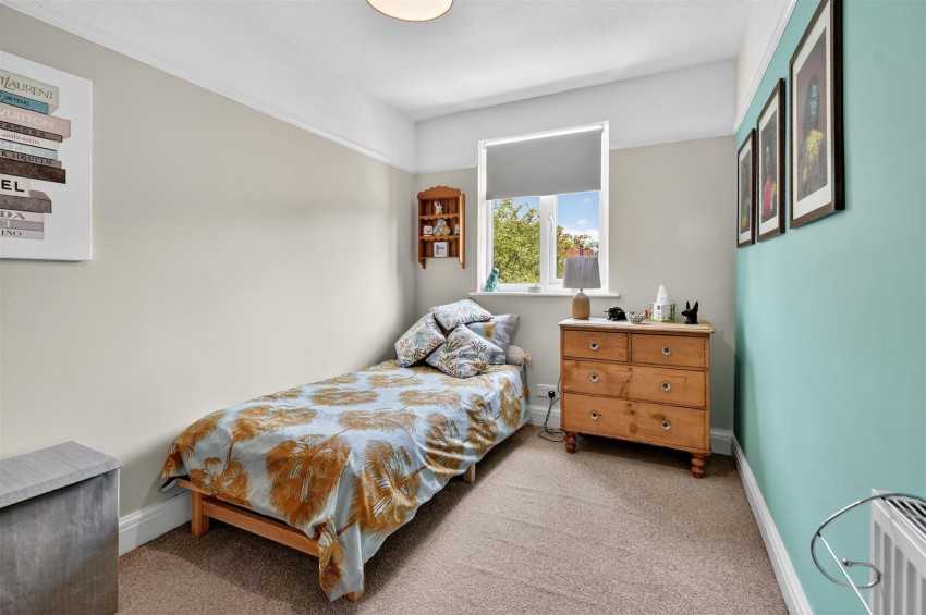 Images for Greencliffe Drive, York