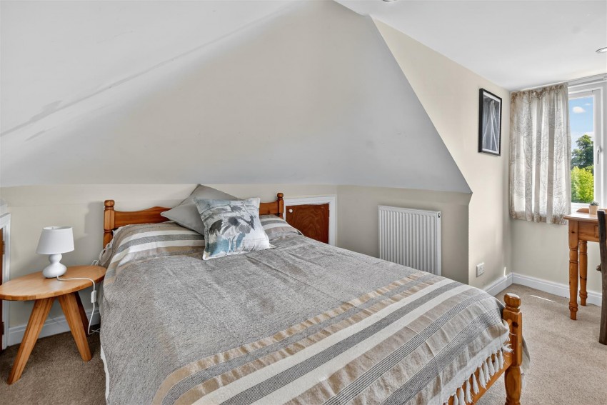 Images for Greencliffe Drive, York