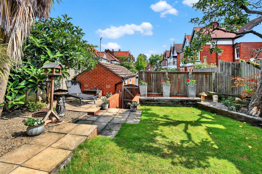 Images for Greencliffe Drive, York