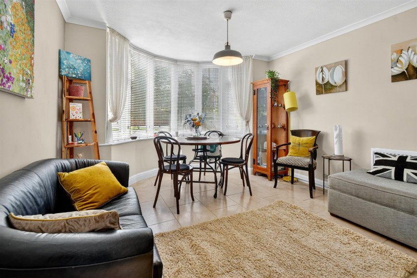 Images for Greencliffe Drive, York