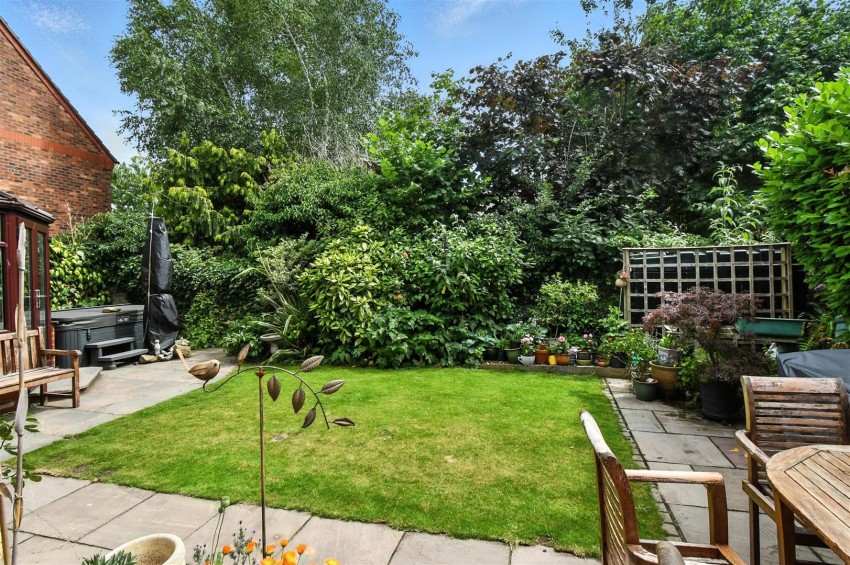 Images for Dunroyal Close, Helperby, York