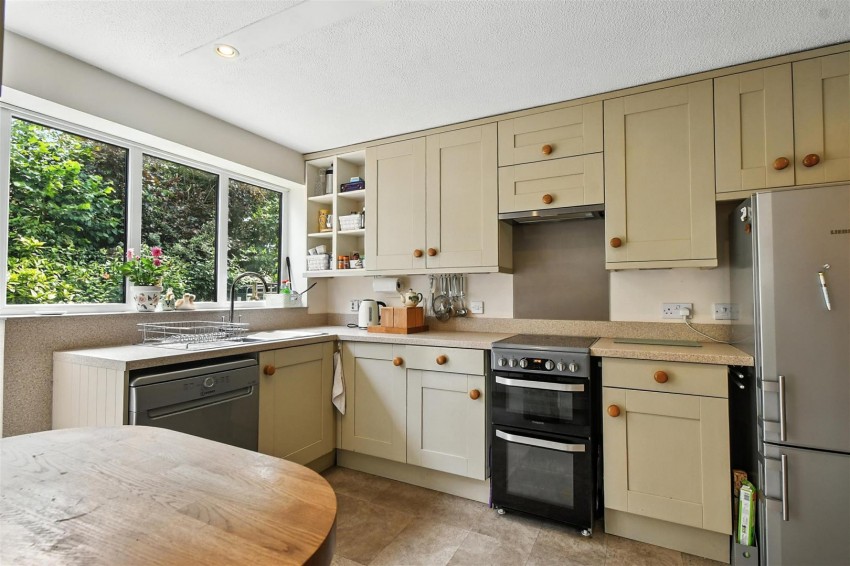 Images for Dunroyal Close, Helperby, York