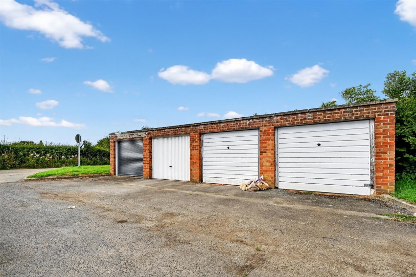 Images for Linton Woods Lane, Linton On Ouse, York