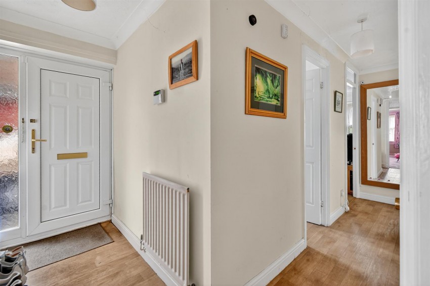 Images for Stonefield Avenue, Easingwold, York