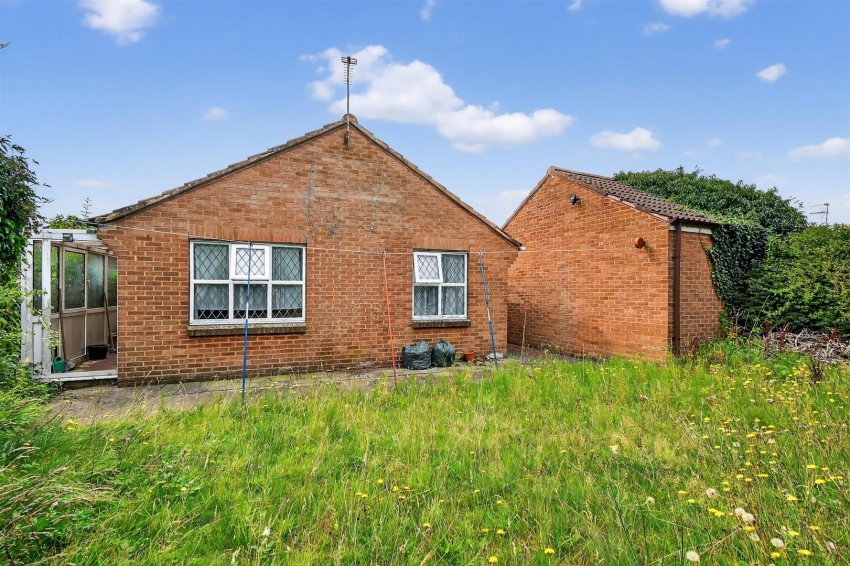 Images for Stonefield Avenue, Easingwold, York