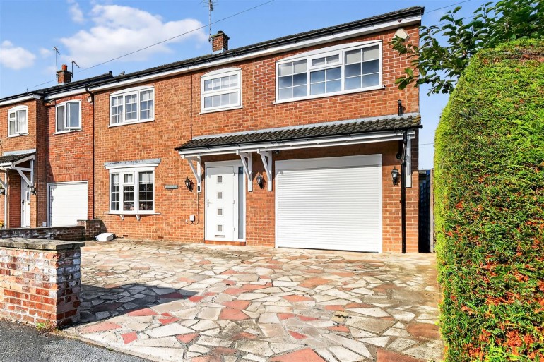 Moorfield Drive, Wilberfoss, York