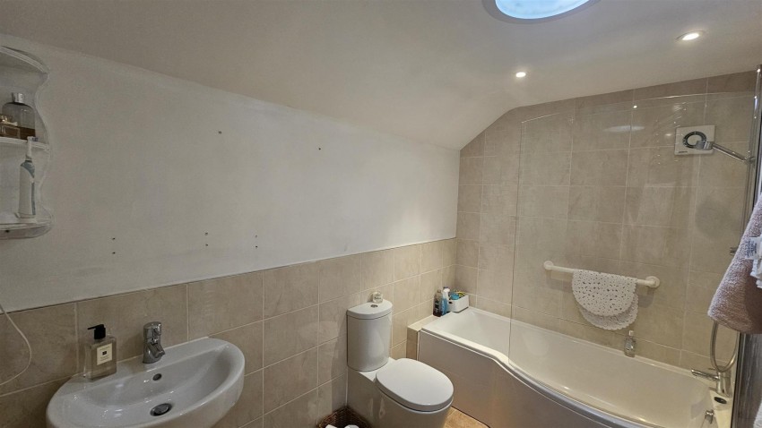 Images for Flaxton