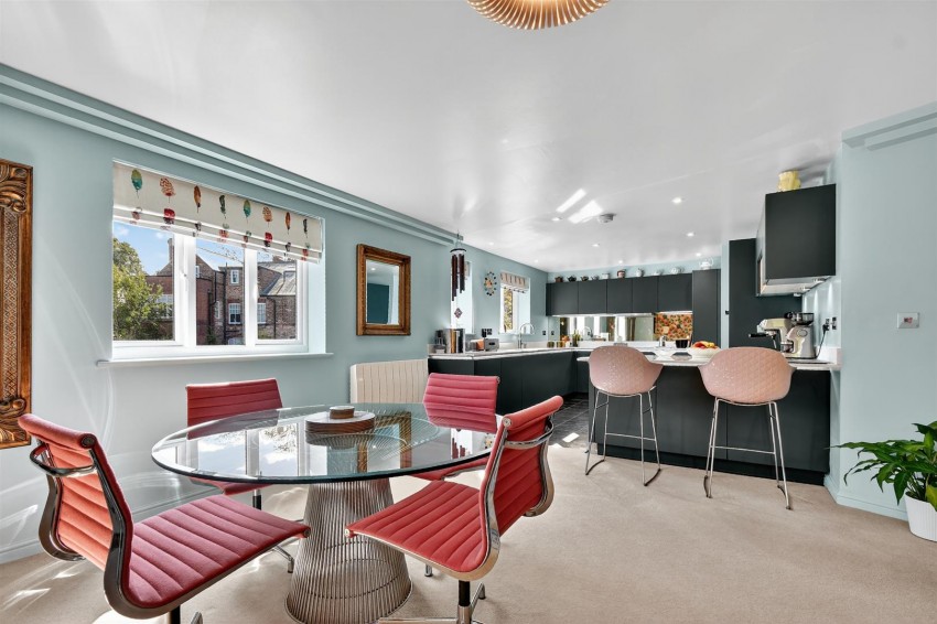 Images for The Avenue, York