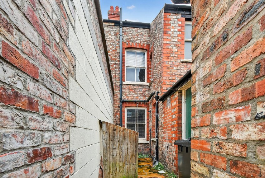 Images for Cameron Grove, York