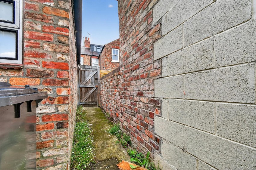 Images for Cameron Grove, York