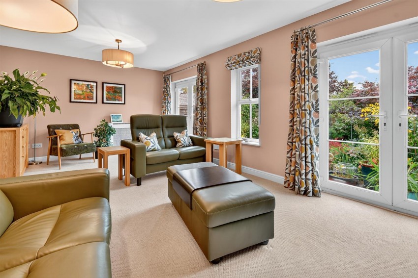 Images for Sadlers Court, Alne, York