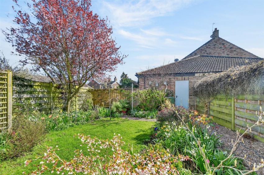 Images for Sadlers Court, Alne, York