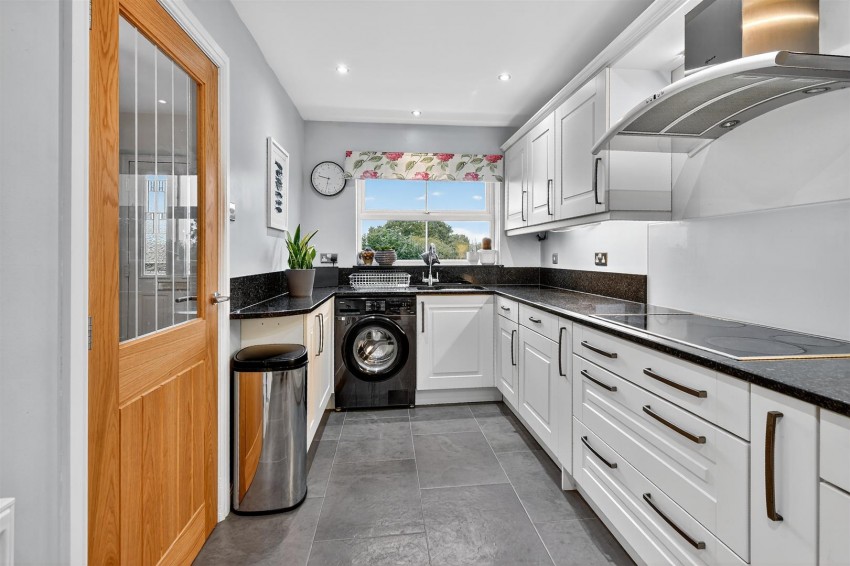 Images for Sadlers Court, Alne, York