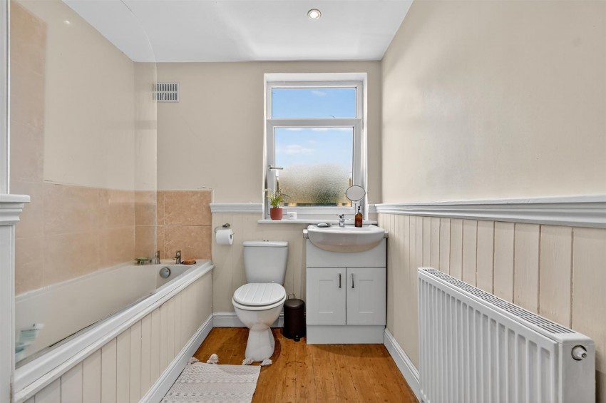 Images for 35 Cromer Street, York