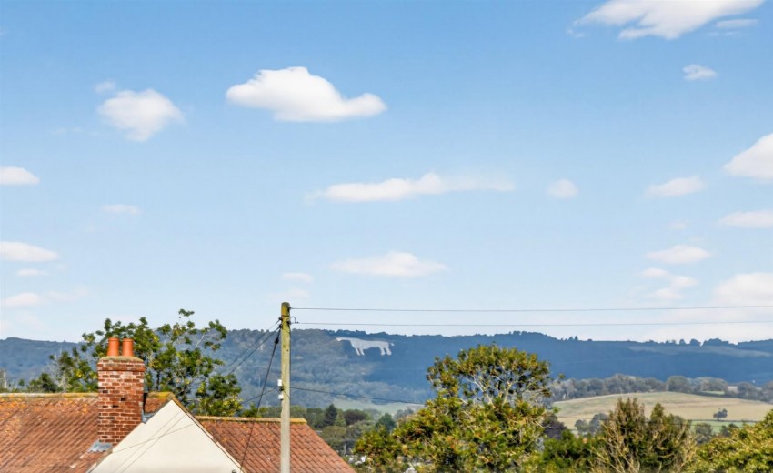 Images for Wentworth Ave, Thormanby, York