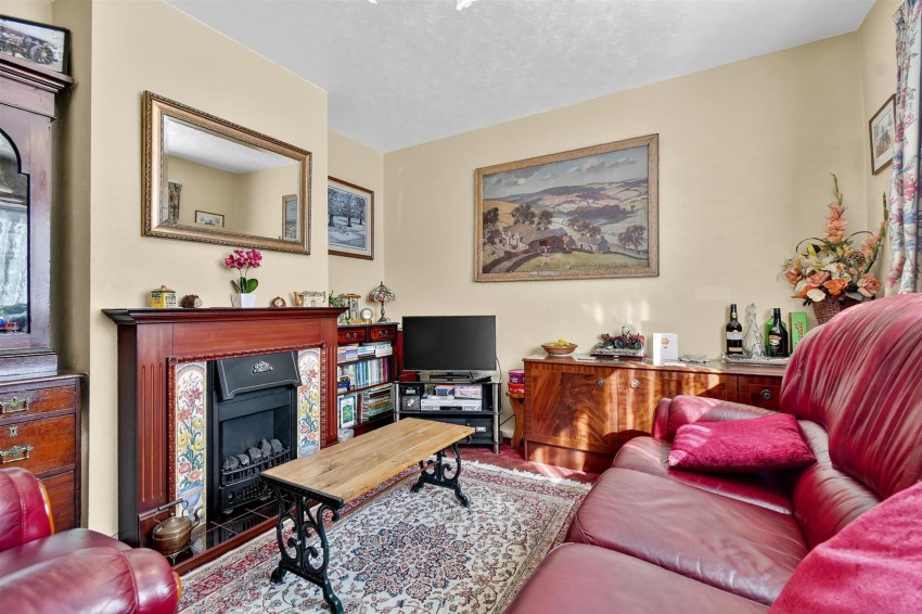 Images for Wentworth Ave, Thormanby, York