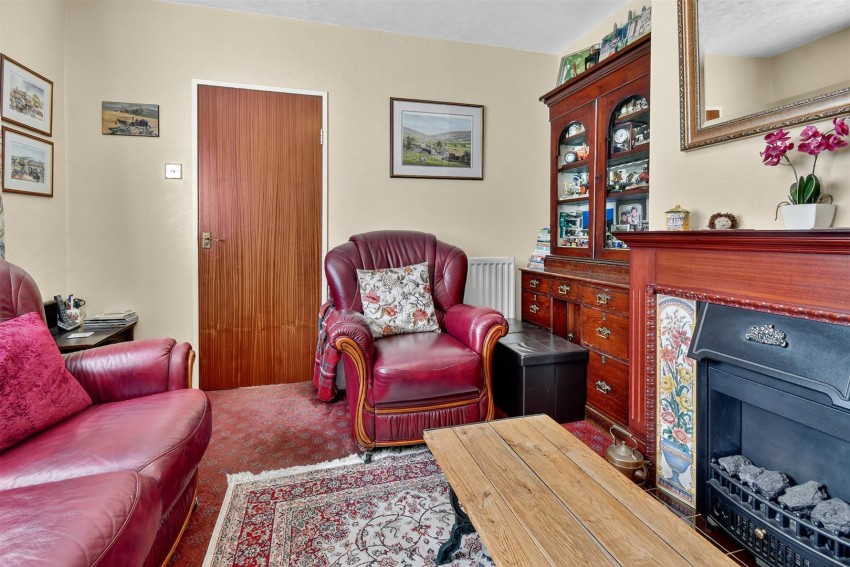 Images for Wentworth Ave, Thormanby, York