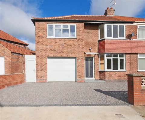 View Full Details for Meadowfields Drive, York