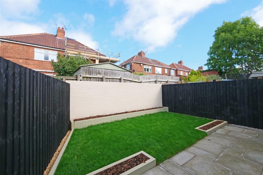 Images for Meadowfields Drive, York
