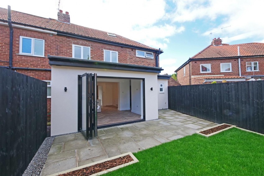Images for Meadowfields Drive, York