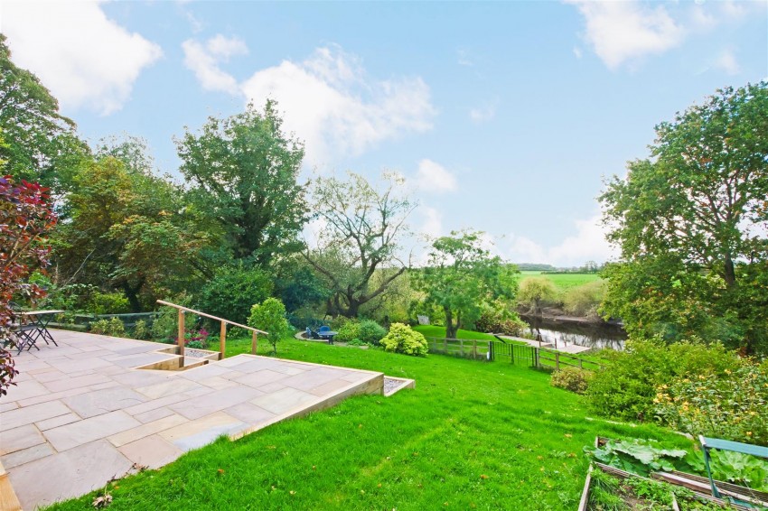 Images for The Poplars, Newton On Ouse, York