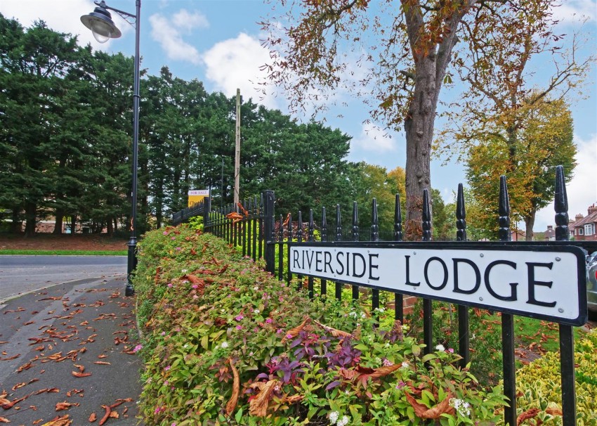 Images for Riverside Lodge, Bishopthorpe Road, York