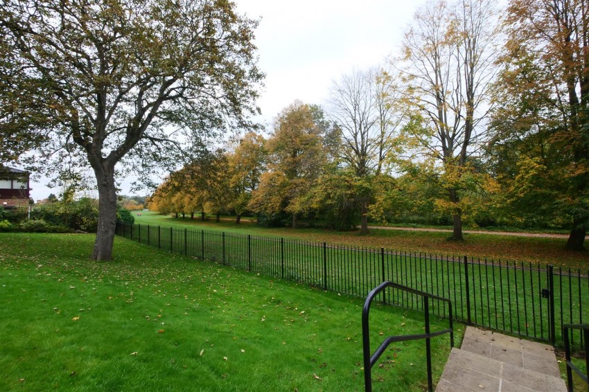 Images for Riverside Lodge, Bishopthorpe Road, York